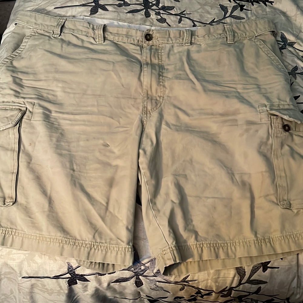 I-ZOD cargo Shorts